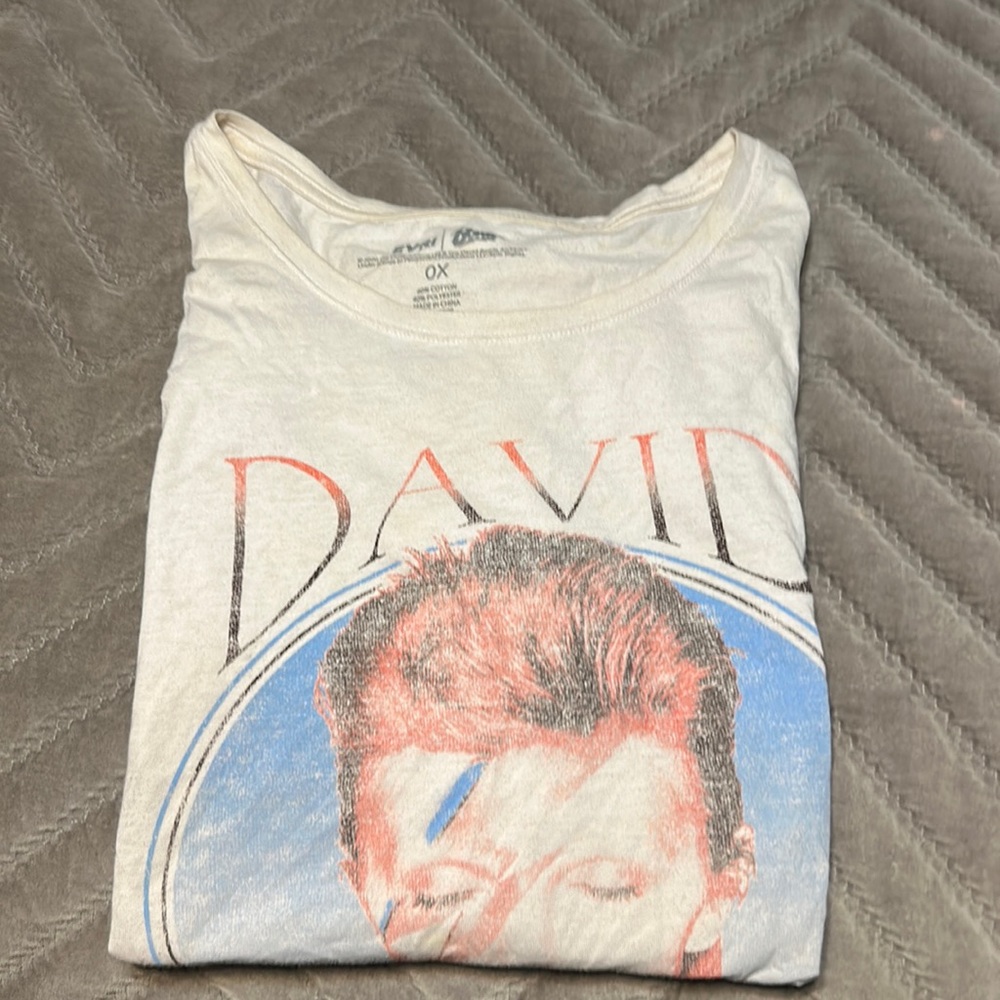 David Bowie shirt 👚 🎤